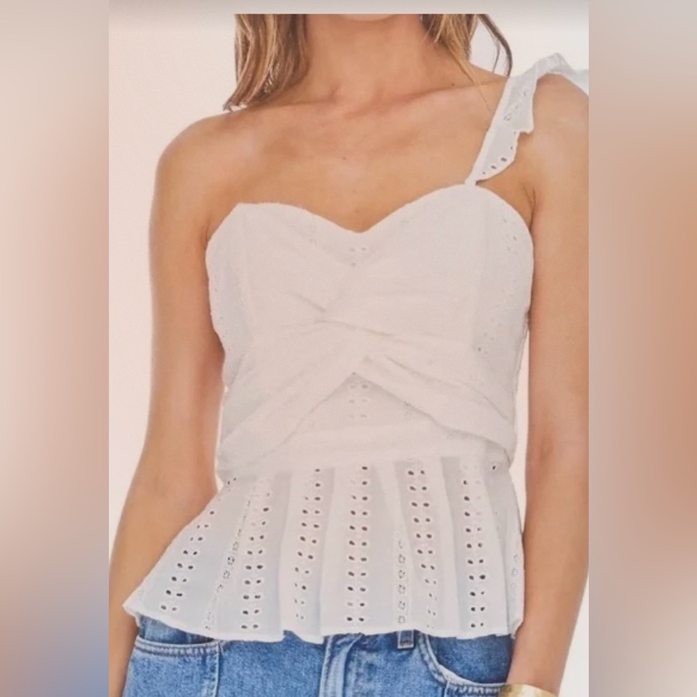 Astr the Label Elegant White Eyelet Women's Top.